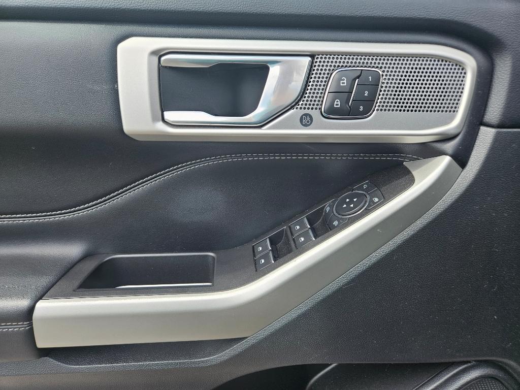 used 2021 Ford Explorer car, priced at $25,900