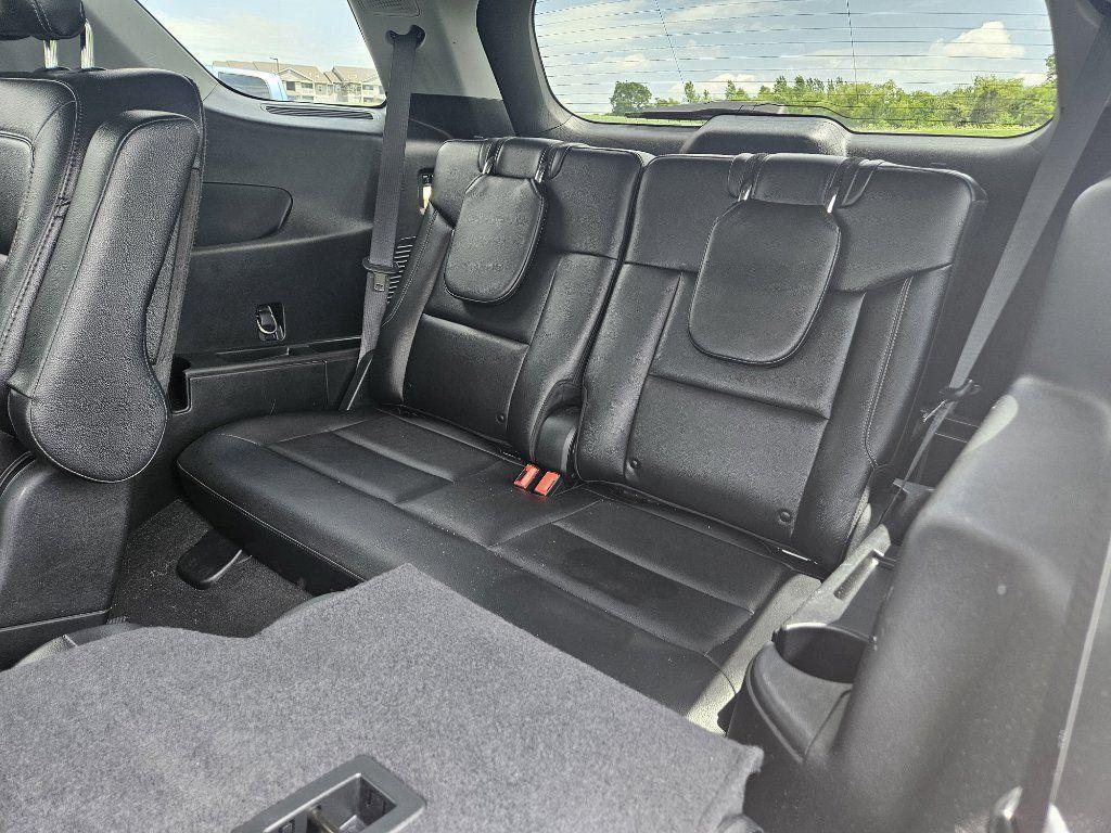 used 2021 Ford Explorer car, priced at $25,900