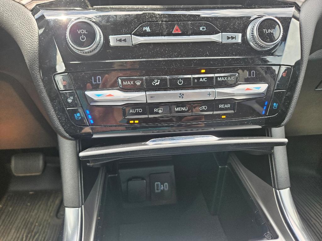 used 2021 Ford Explorer car, priced at $25,900