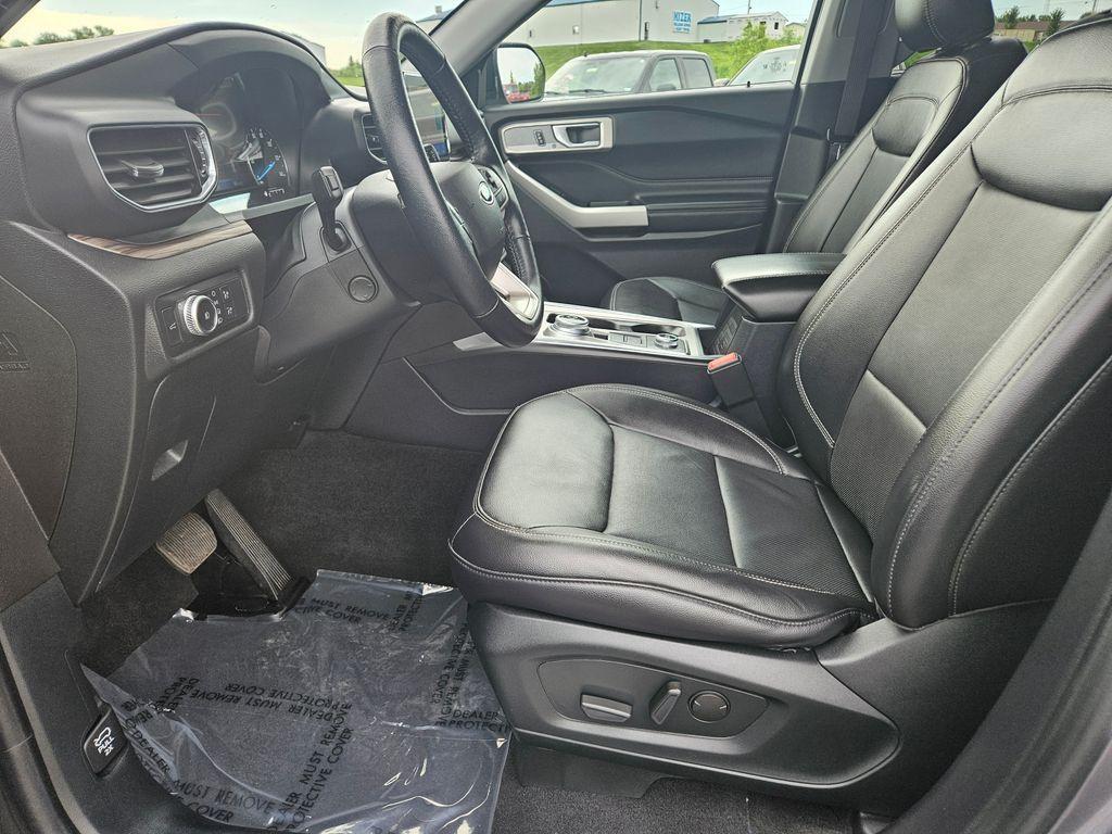 used 2021 Ford Explorer car, priced at $25,900