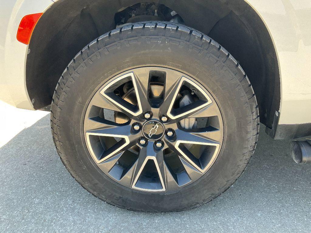 used 2021 Chevrolet Suburban car, priced at $50,000