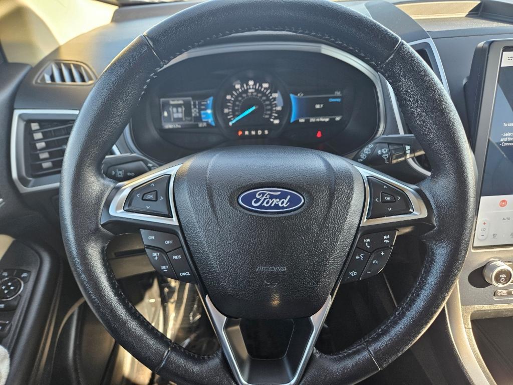 used 2023 Ford Edge car, priced at $29,900