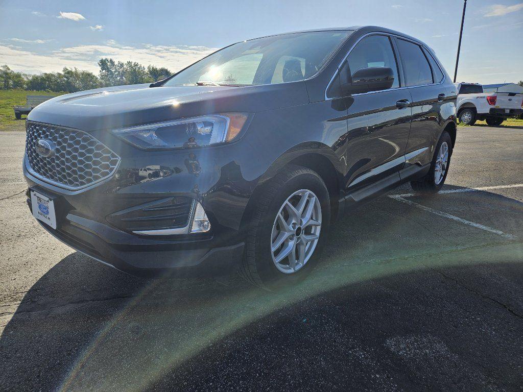 used 2023 Ford Edge car, priced at $28,300