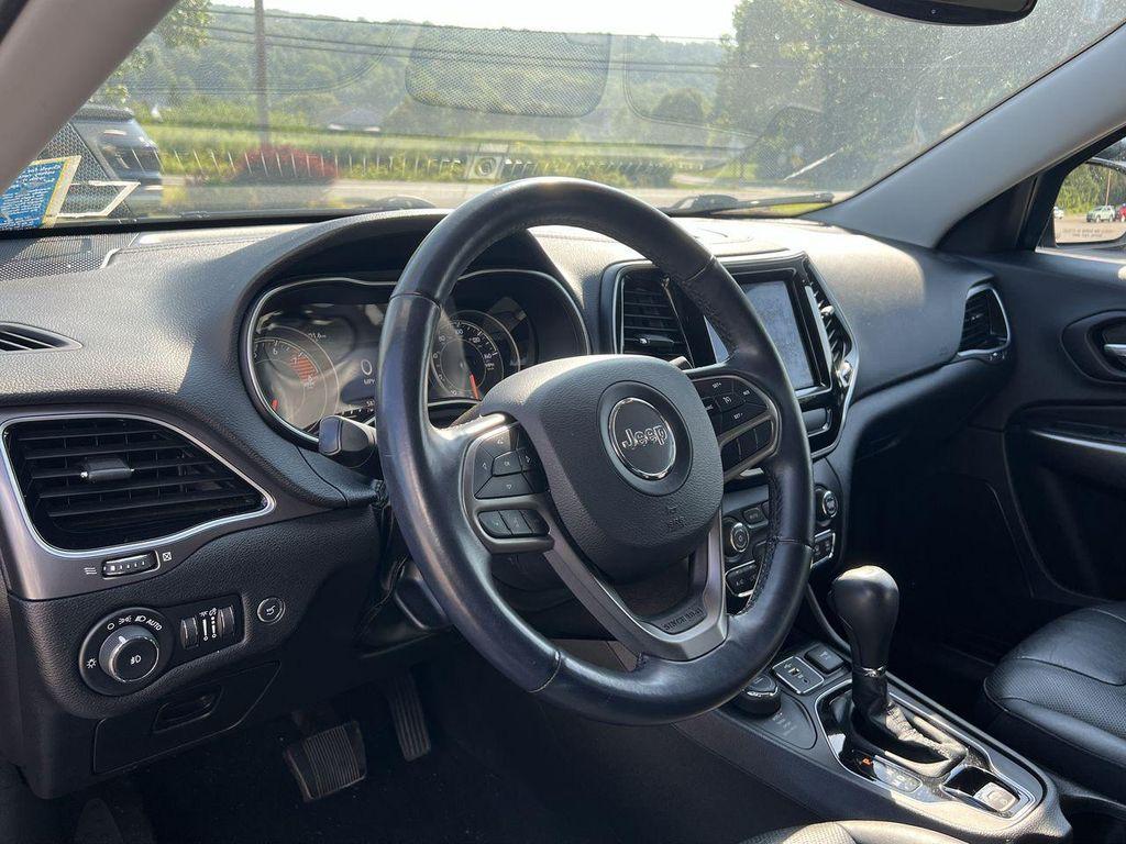 used 2019 Jeep Cherokee car, priced at $17,900