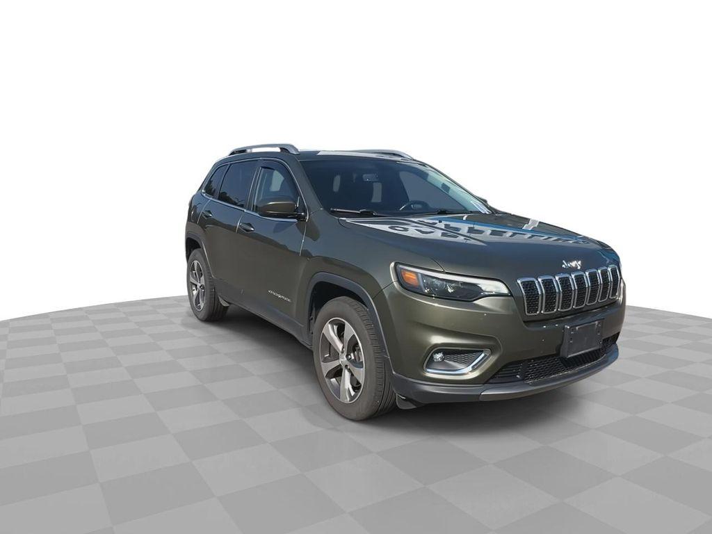 used 2019 Jeep Cherokee car, priced at $17,900
