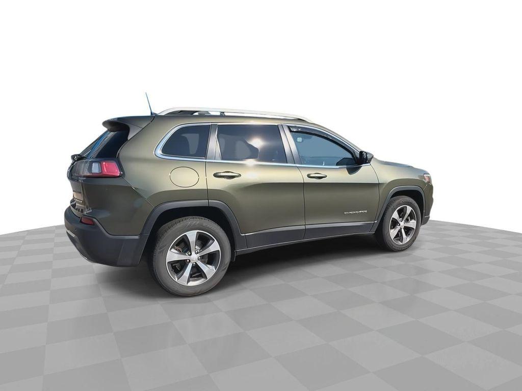 used 2019 Jeep Cherokee car, priced at $17,900