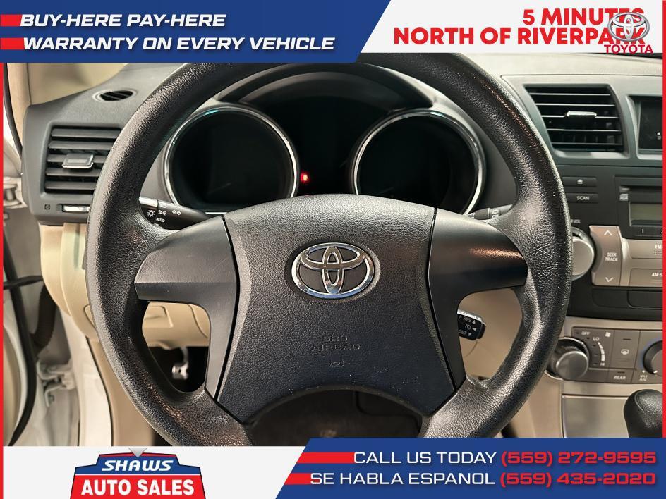 used 2012 Toyota Highlander car, priced at $13,450