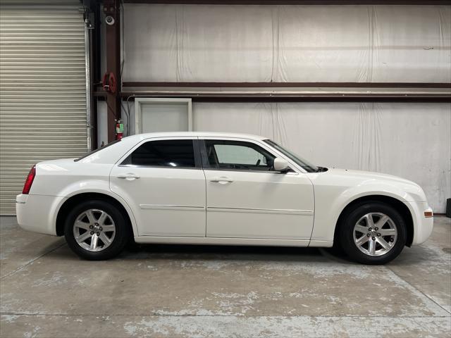 used 2006 Chrysler 300 car, priced at $6,950