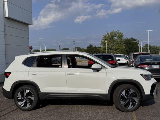 new 2025 Volkswagen Taos car