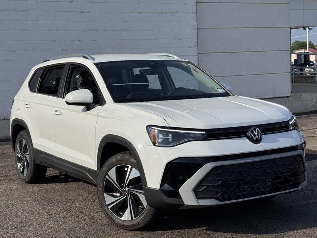 new 2025 Volkswagen Taos car