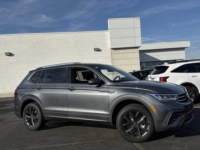 new 2024 Volkswagen Tiguan car, priced at $33,707