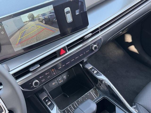 new 2025 Kia Sorento car, priced at $31,135