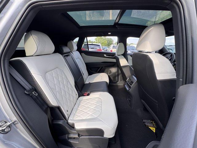 new 2025 Volkswagen Atlas Cross Sport car, priced at $52,185