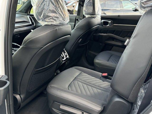 new 2025 Kia Sorento car, priced at $44,995