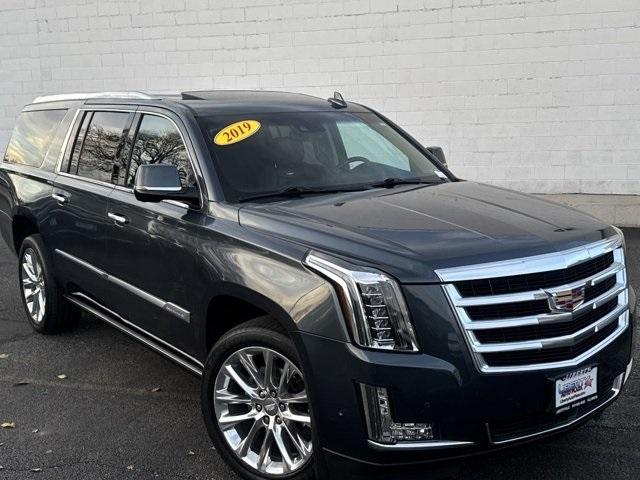 used 2019 Cadillac Escalade ESV car, priced at $28,991