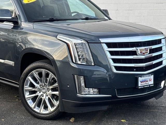 used 2019 Cadillac Escalade ESV car, priced at $28,991