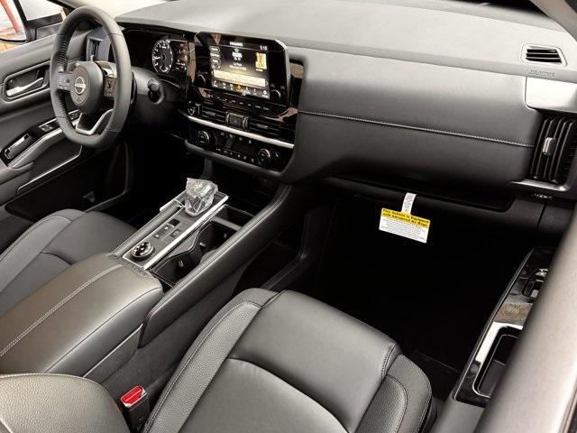 new 2025 Nissan Pathfinder car