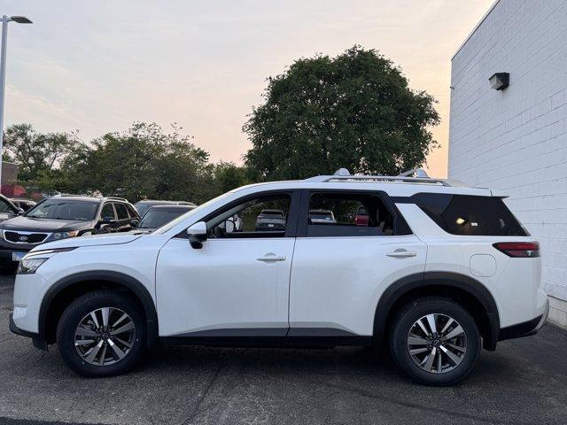 new 2025 Nissan Pathfinder car, priced at $43,246