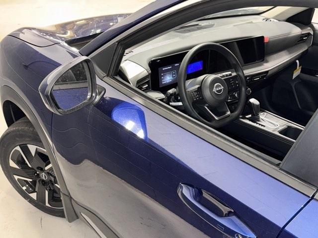 new 2025 Nissan Kicks car, priced at $24,984