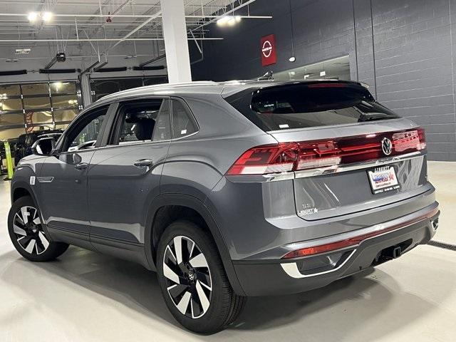 new 2024 Volkswagen Atlas Cross Sport car, priced at $42,217