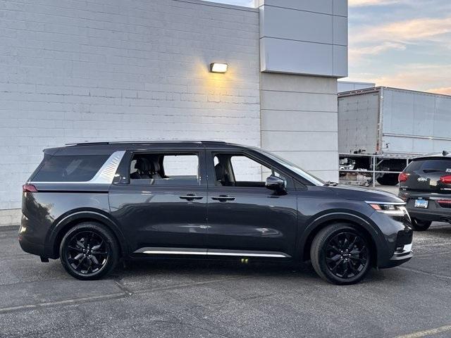 used 2024 Kia Carnival car, priced at $41,891