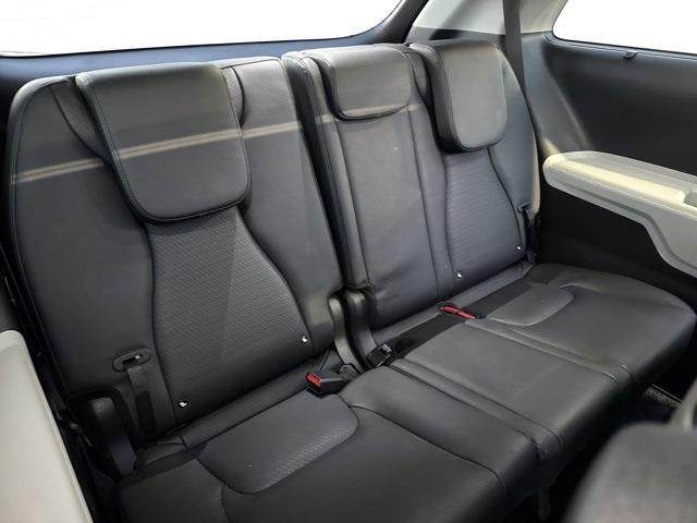 used 2024 Kia Carnival car, priced at $41,891