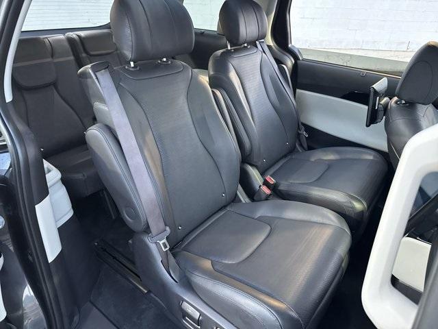 used 2024 Kia Carnival car, priced at $41,891