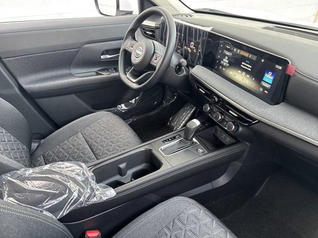 new 2025 Nissan Kicks car, priced at $24,984