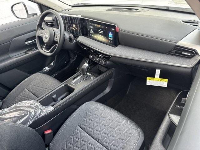 new 2025 Nissan Kicks car, priced at $24,984