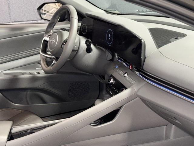 used 2024 Hyundai Elantra car
