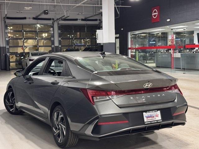 used 2024 Hyundai Elantra car