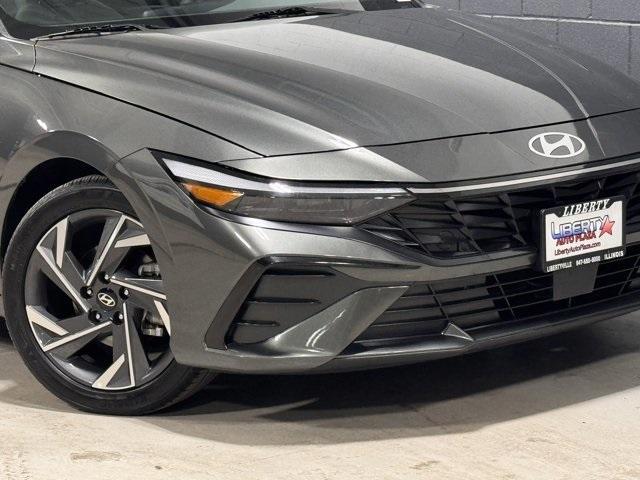 used 2024 Hyundai Elantra car