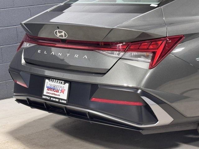 used 2024 Hyundai Elantra car