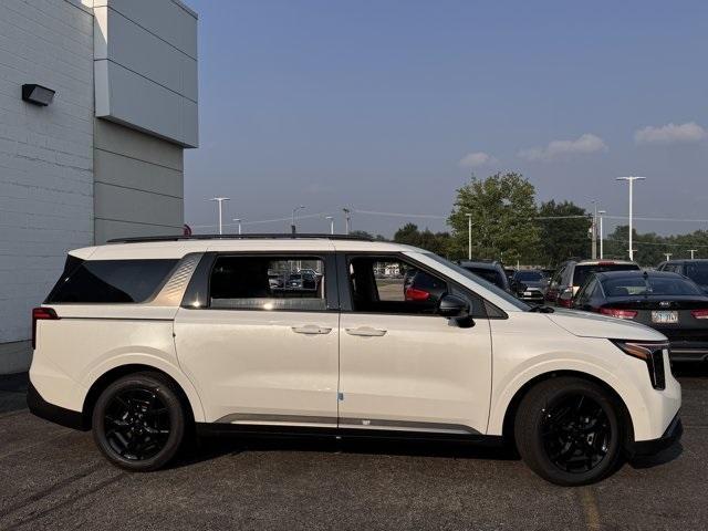 new 2026 Kia Carnival Hybrid car, priced at $55,020