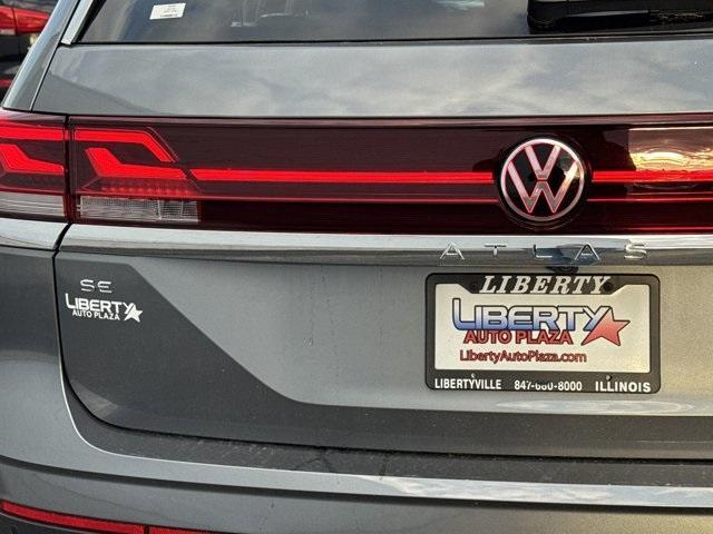 new 2025 Volkswagen Atlas car, priced at $44,616
