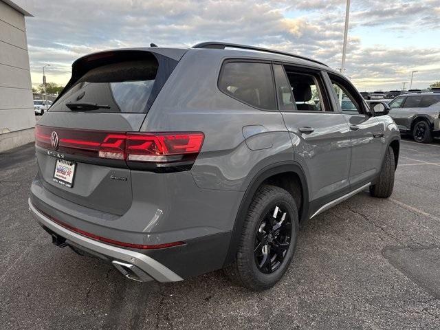 new 2025 Volkswagen Atlas car, priced at $46,841