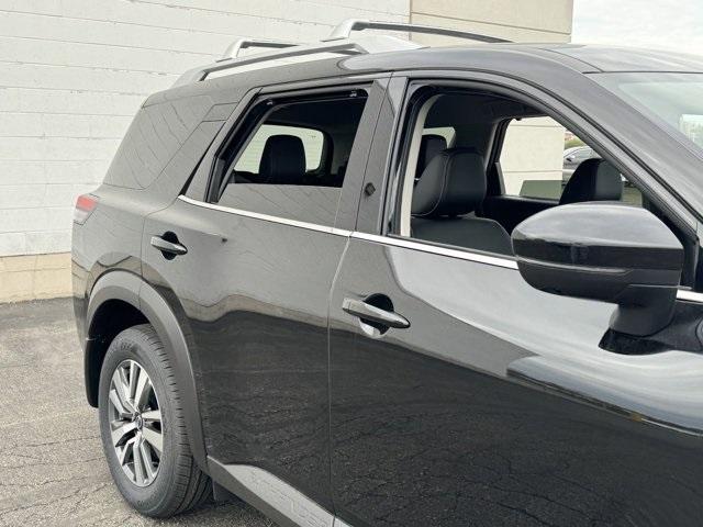 new 2024 Nissan Pathfinder car, priced at $38,831