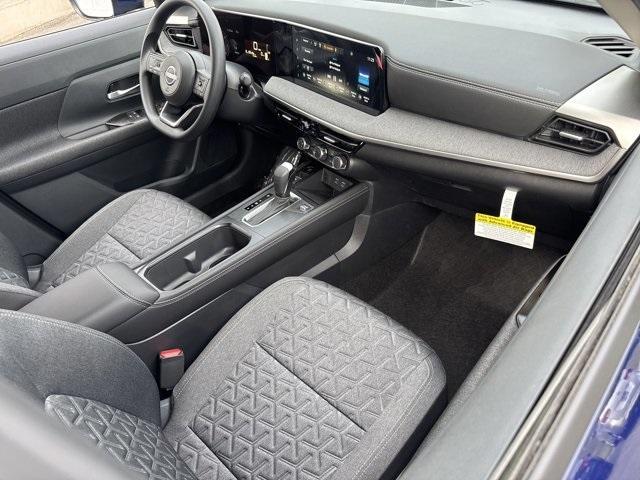 new 2025 Nissan Kicks car, priced at $24,984