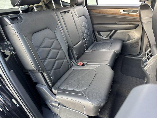 new 2025 Volkswagen Atlas car, priced at $39,006