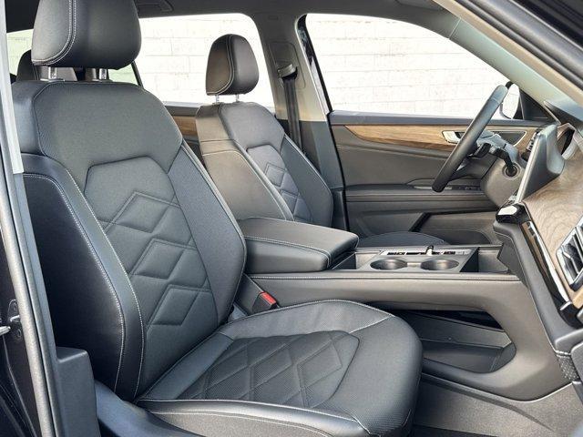 new 2025 Volkswagen Atlas car, priced at $39,006