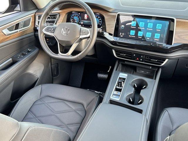 new 2025 Volkswagen Atlas car, priced at $39,006