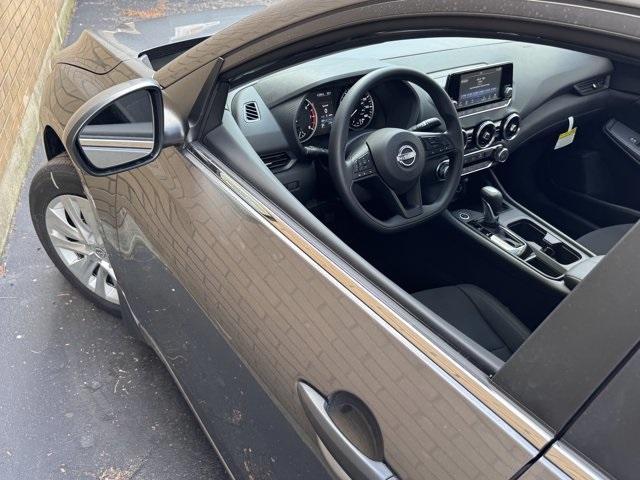 new 2025 Nissan Sentra car, priced at $19,580