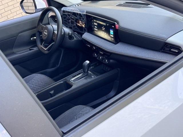 new 2025 Nissan Kicks car