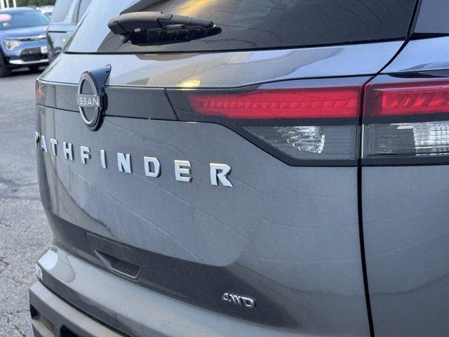 new 2025 Nissan Pathfinder car, priced at $36,684
