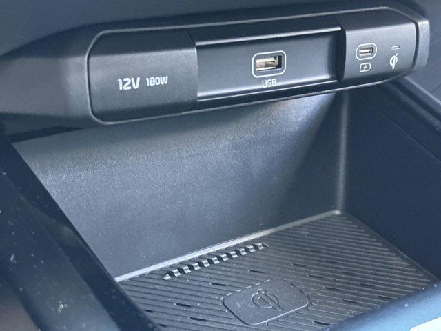 new 2025 Kia Niro car, priced at $30,545