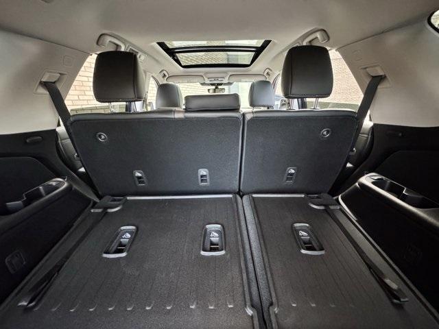 new 2025 Nissan Pathfinder car, priced at $40,925