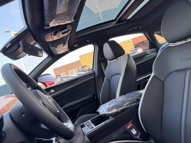 new 2025 Kia K5 car, priced at $30,510