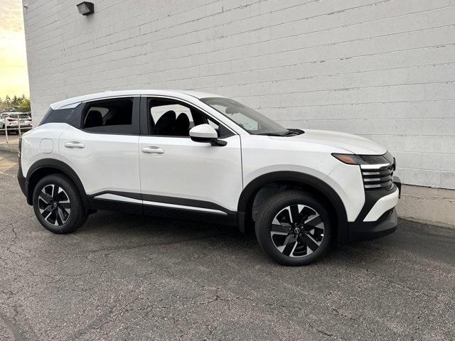 new 2025 Nissan Kicks car, priced at $25,388