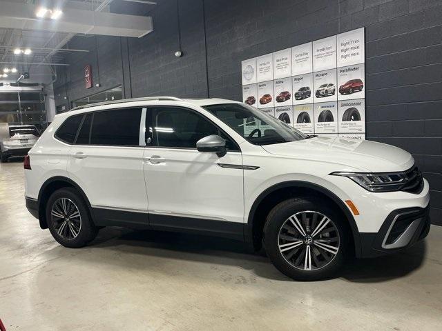 new 2024 Volkswagen Tiguan car, priced at $32,853