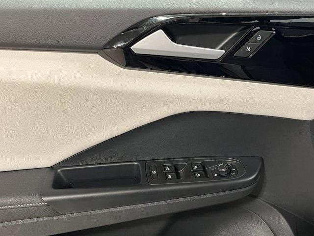 new 2025 Volkswagen Taos car, priced at $24,854
